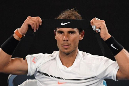 Rafael Nadal, muy centrado en Australia.-AFP / SAEED KHAN