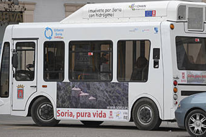 El autobús de hidrógeno del proyecto Hychain. / FERNANDO SANTIAGO-