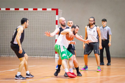 Competición municipal de baloncesto. MARIO TEJEDOR (3)