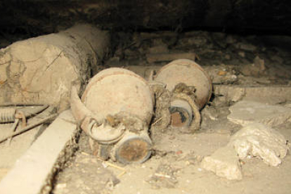 Imagen de las granadasencontradas en la vivienda agredeña. /OPC-