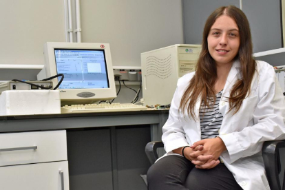 Beatriz Ramis, CEO del proyecto Sistema Nervioso Auxiliar, en su laboratorio ubicado en Valladolid.-EL MUNDO