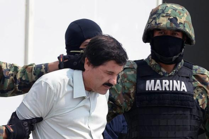 'El Chapo' Guzmán, el 22 de febrero del 2014, cuando fue arrestado.-AFP / ALFREDO ESTRELLA