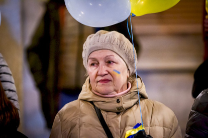Concentración de apoyo al pueblo ucraniano. MARIO TEJEDOR (19)