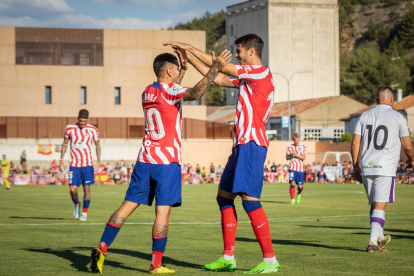 Partido entre el Numancia y el Atlético de Madrid en el Burgo de Osma, Soria.