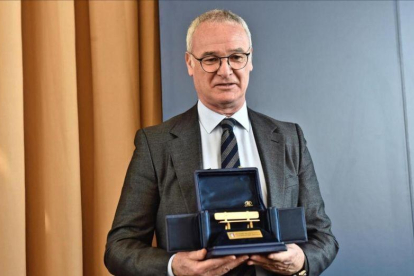 Ranieri, recogiendo un premio en Florencia este pasado lunes.-MAURIZIO DEGL INNOCENTI / EFE