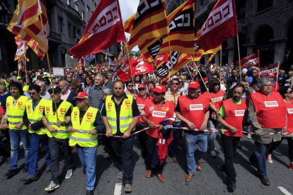 La manifestación del Primero de Mayo, en Barcelona.-ANDREU DALMAU (EFE)