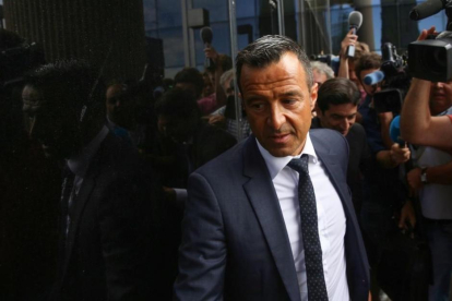 Jorge Mendes, a la entrada del Juzgado de Pozuelo el pasado 27 de junio para delcarar por el caso Falcao-SERGIO PEREZ