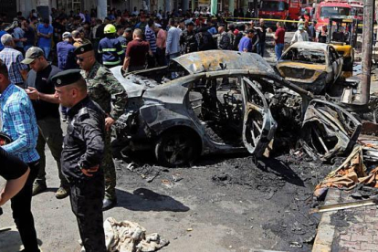 La explosión de un coche bomba en el centro de Bagdad causó esta madrugada al menos 13 muertos.-EFE