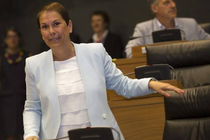 La candidata de Geroa Bai a la presidencia de Navarra, Uxue Barkos, este lunes, 20 de julio, en el debate de investidura.-Foto: EFE / VILLAR LÓPEZ