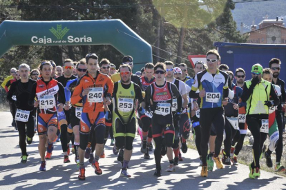 Vinuesa y su entorno es el escenario del Campeonato de España de triatlón de invierno.-VALENTÍN GUISANDE