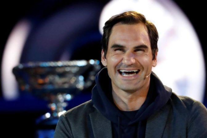 Roger Federer, en el sorteo del Abierto de Australia.-REUTERS / KIM KYUNG-HOON