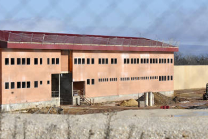 Estado de las obras de la nueva prisión de Soria. / VALENTÍN GUISANDE-
