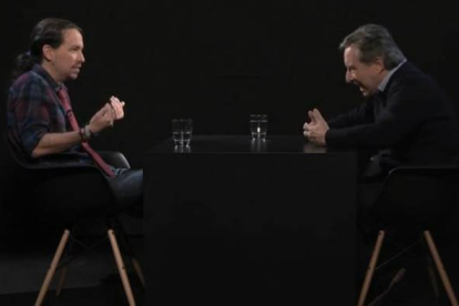 Entrevista de Pablo Iglesias a Iñaki Gabilondo, el pasado domingo, en el programa 'Otra Vuelta de Tuerka'.-Foto: LATUERKA