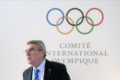 El presidente del COI, Thomas Bach, en el acto inaugural de la cumbre antidopaje en Lausana.-FABRICE COFFRINI / EFE