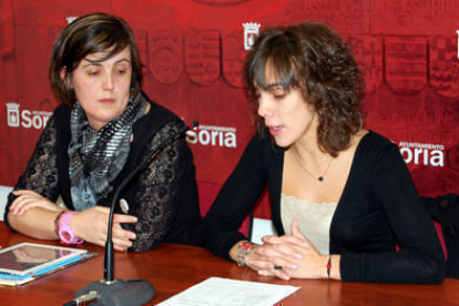 Las concejales del equipo de Gobierno, Ana Alegre e Inés Andrés. / AYUNTAMIENTO DE SORIA-