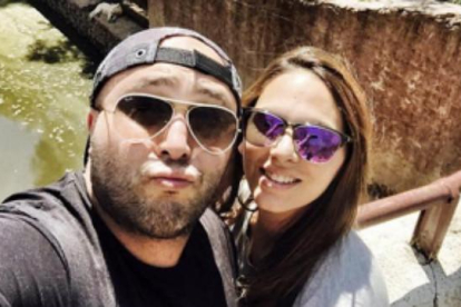 Kiko Rivera y su pareja, Irene Rosales, en una imagen que el DJ ha colgado en su cuenta de Instagram.-
