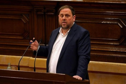 Oriol Junqueras en el Parlament.-TONI ALBIR