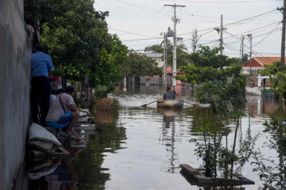 Las fuertes lluvias provocan inundaciones en Paraguay.-AFP