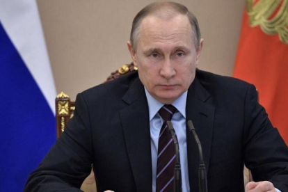 El presidente ruso, Vladimir Putin, en una reunión de su Gobierno este miércoles.-Alexei Nikolsky