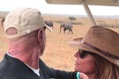Kiko Matamoros y su esposa Makoke en un safari durante sus vacaciones en Kenia.-MAKOKE (INSTAGRAM)