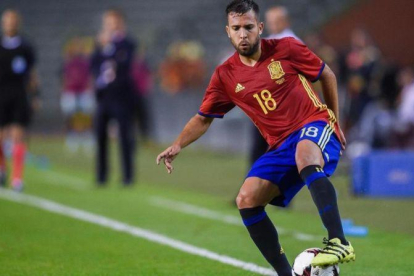 Jordi Alba controla un balón durante el partido amistoso entre Bélgica y España.-AFP / JOHN THYS