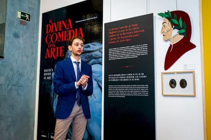 Exposición sobre la Divina comedia de Dante en el Palacio de la Audiencia. MARIO TEJEDOR (20)