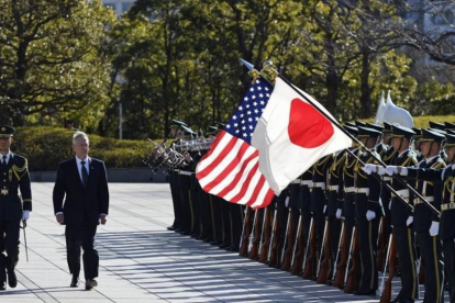 El secretario de Defensa de EEUU, James Mattis, en Tokyo (Japón).-EFE / FRANCK ROBICHON