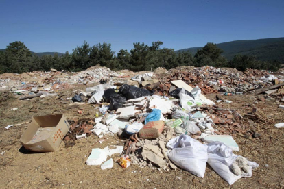 Una escombrera en la provincia de Soria en una imagen de archivo. HDS