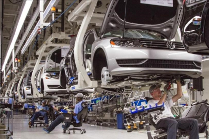 Planta de automóviles de Volkswagen en Estados Unidos.-AP / Erik Schelzig