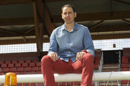 Pablo Machín es el cuarto entrenador más joven de Segunda. / V. Guisande-