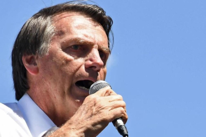 El candidato de ultraderecha de Brasil, Jair Bolsonaro, apuñalado-EVARISTO SA