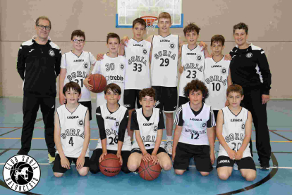 Jugadores y técnicos del CSB Alevín Trebia que el domingo se midió a la selección provincial PRD. HDS