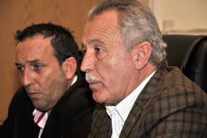 Raúl Lozano junto a José Antonio de Miguel.-VALENTÍN GUISANDE