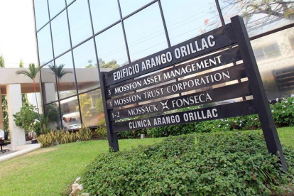 Fotografía de la sede de la firma de abogados Mossack Fonseca hoy, domingo 3 de abril de 2016, en la Ciudad de Panamá (Panamá).-EFE/Alejandro Bolívar