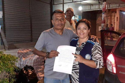 Carlos Peralta Aguilera regresó a su casa tras permanecer encarcelado casi dos décadas sin sentencia.-MINISTERIO DE JUSTICIA DE BOLIVIA