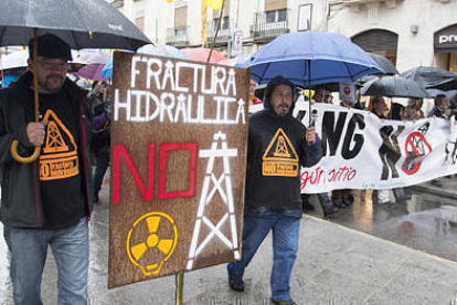 Manifestación contra el fracking en Burgos. / ICAL-