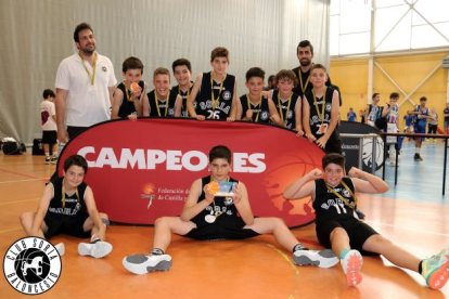 El Club Soria Baloncesto conquisó en Burgos la Copa de Castilla y León. HDS