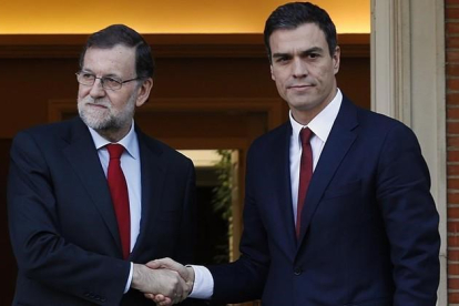 Reunión entre Mariano Rajoy y Pedro Sánchez en La Moncloa.-DAVID CASTRO