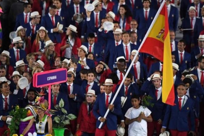 Rafa Nadal fue el abanderado español en los últimos Juegos Olímpicos celebrados en Río de Janeiro en 2016.-AFP / PEDRO UGARTE