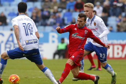 Imagen del encuentro de la temporada pasada en el que el Numancia empataba a dos en La Romareda.-Área 11