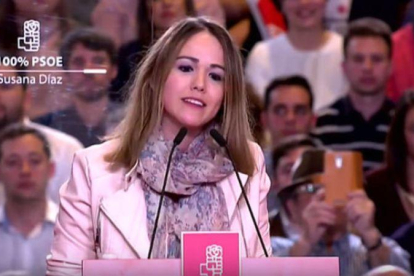 Estela Goikoetxea durante su intervención en el acto de postulación de Susana Díaz a las primarias del PSOE.-