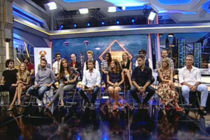 Pablo Motos (centro), con todo el equipo de 'El hormiguero 3.0', en la presentación de la nueva temporada del programa de Antena 3.-ANTENA 3
