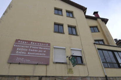 Exterior actual de la residencia de Navaleno. / VALENTÍN GUISANDE-