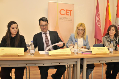 Mireia Plaza, Rodrigo Pino, Blanca García y Rosalía Ruiz.-V. G.