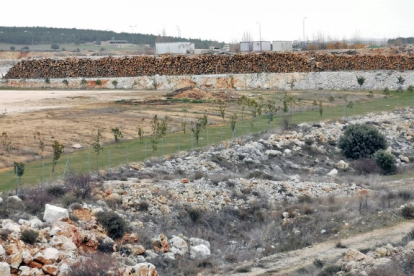 Los terrenos donde se instalará la nueva fábrica de Copiso en el polígono de Valcorba. HDS