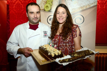 El producto marida chocolate y cortezas crujientes.-Álvaro Martínez