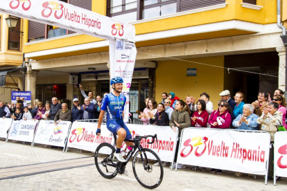 Vuelta Hispania sub 23 en Almazán. MARIO TEJEDOR (4)