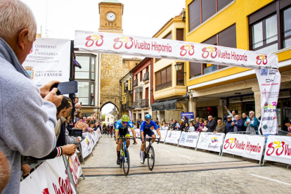 Vuelta Hispania sub 23 en Almazán. MARIO TEJEDOR (5)