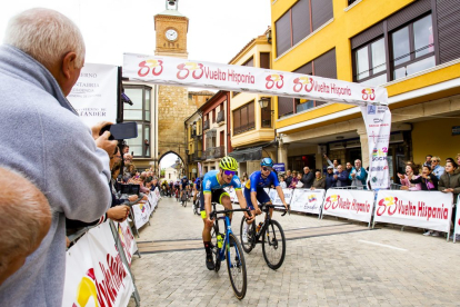 Vuelta Hispania sub 23 en Almazán. MARIO TEJEDOR (6)