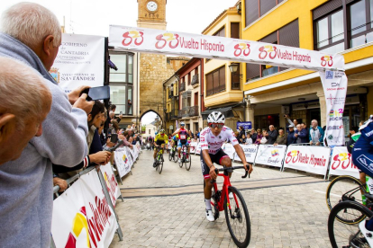 Vuelta Hispania sub 23 en Almazán. MARIO TEJEDOR (7)
